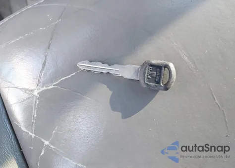 2005 Chevrolet Suburban 1500 Z71 из США, поврежденный, VIN 3GNFK16ZX5G167900